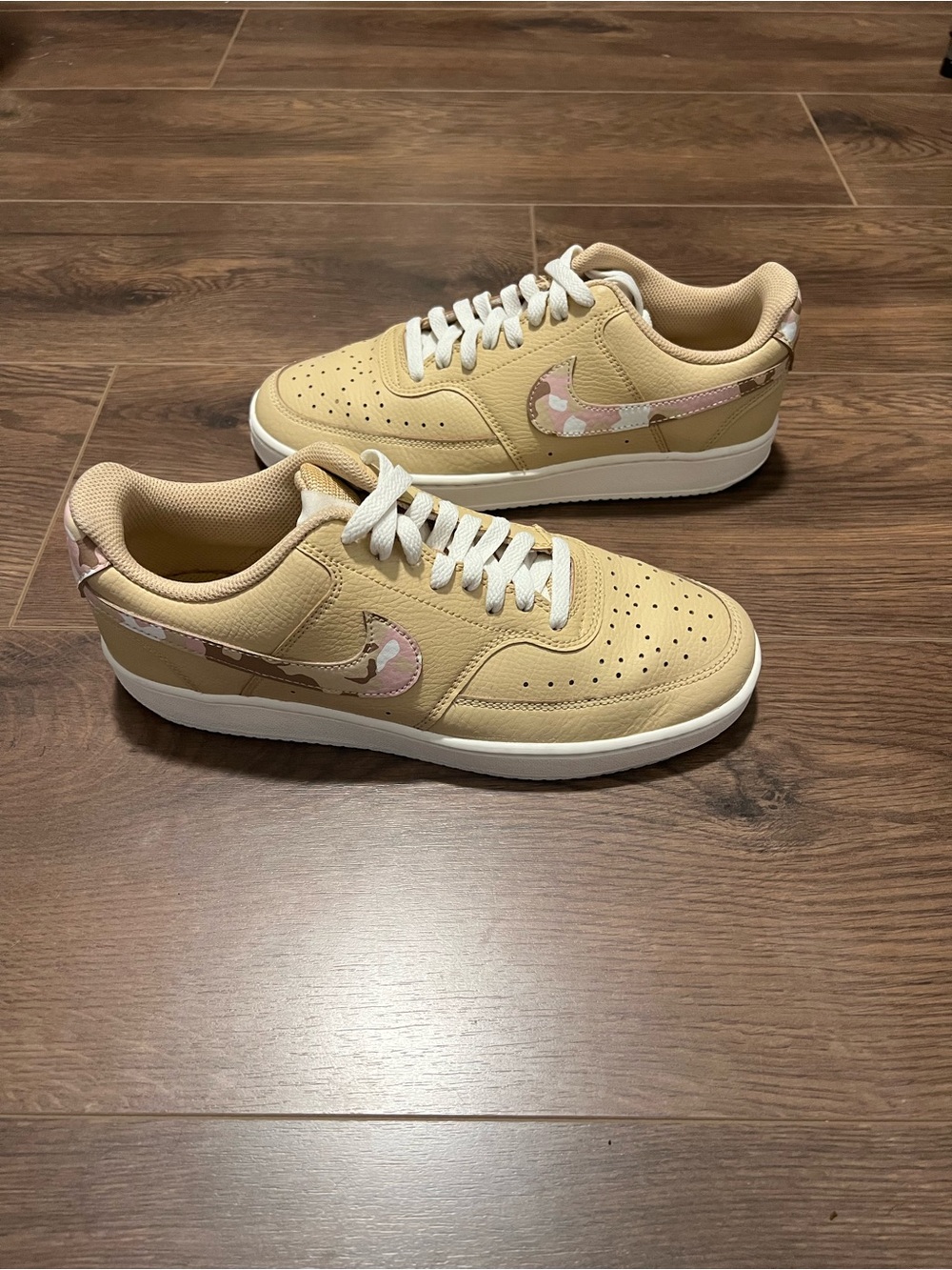 Nike Women’s Court Vision Low Sesame Camo